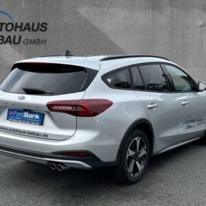 Fahrzeugabbildung Ford Focus Turnier Active X 1.0 EcoBoost  Navi digita