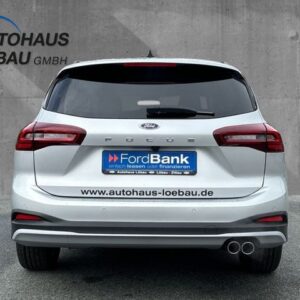 Fahrzeugabbildung Ford Focus Turnier Active X 1.0 EcoBoost  Navi digita